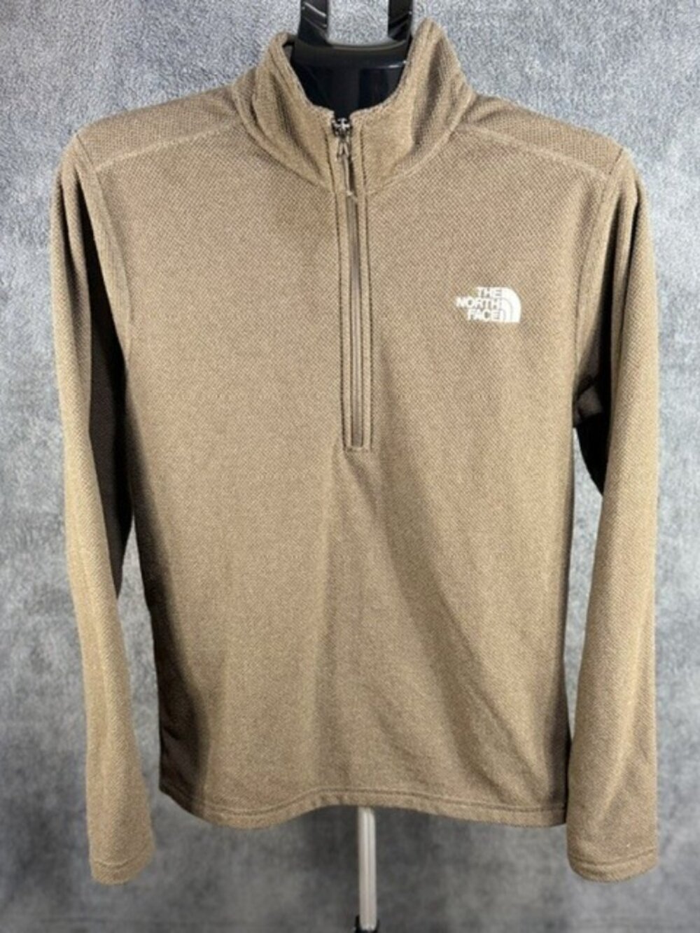 The North Face Men's Textured Cap Rock 1/4 Zip Pullover in Kelp Tan Size S